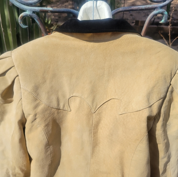 Retro Wild West Suede Jacket Giddy Up🐎 - Picture 8 of 11